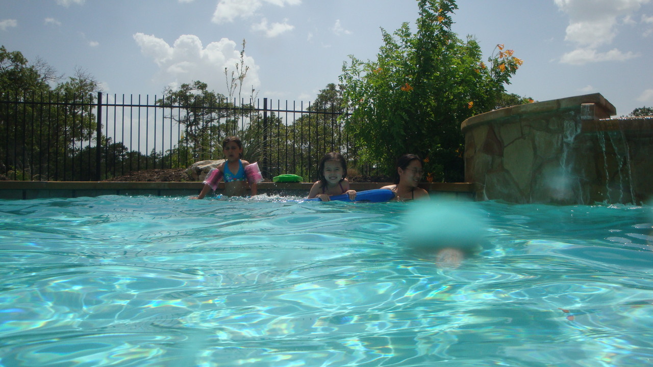 7/1/2011 In The Pool With All The Cousins